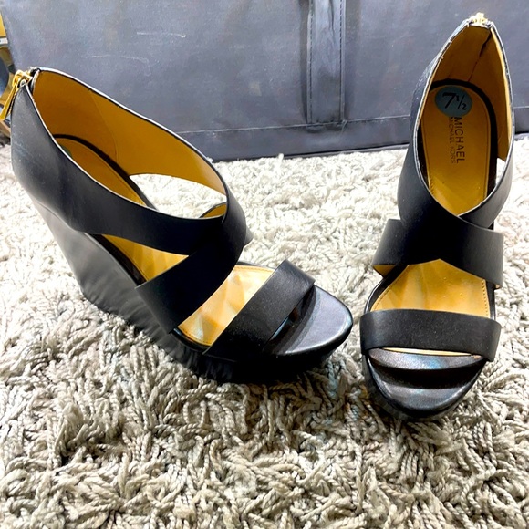 Michael Kors wedges size 7.5 - Picture 1 of 4